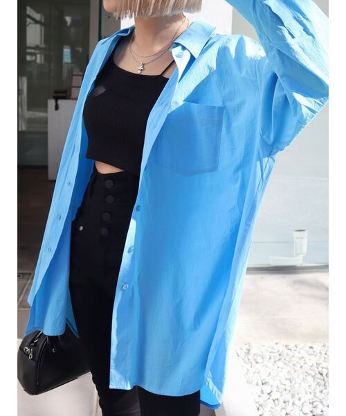 EMODA（エモダ）の「2WAYホルターオーバーシャツ（シャツ/ブラウス・レディース・ブラック/ホワイト/ブルー・FREE）」の5枚目の写真