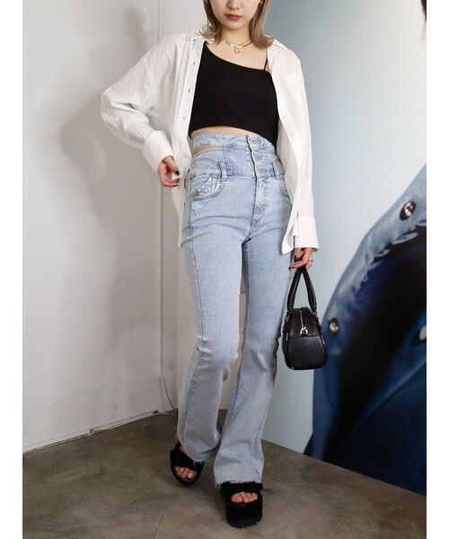 EMODA（エモダ）の「2WAYホルターオーバーシャツ（シャツ/ブラウス・レディース・ブラック/ホワイト/ブルー・FREE）」の8枚目の写真