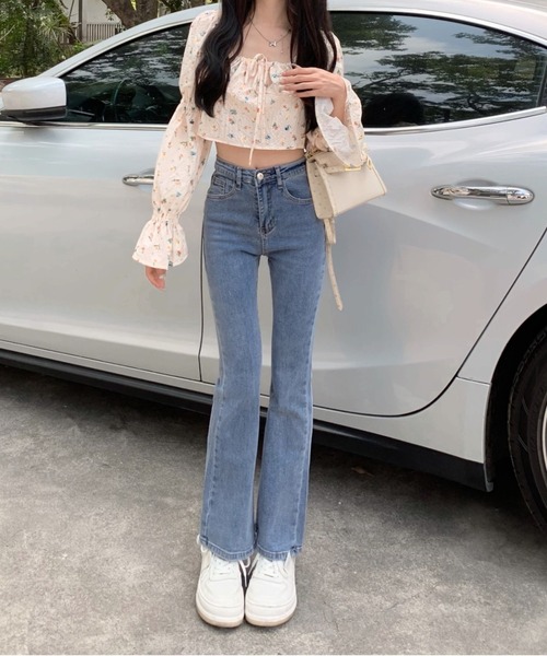 SHEENA(シーナ)の「裾レースアップセミフレアパンツ(デニムパンツ・レディース・ブルー/ブラック・S/M)」の20枚目の写真