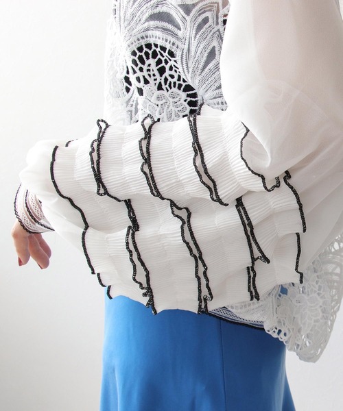 Three Four Time(スリーフォータイム)の「フリルスリーブレースブルゾン(ブルゾン・レディース・ブラック/オフホワイト・FREE)」の10枚目の写真