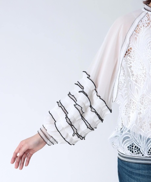 Three Four Time(スリーフォータイム)の「フリルスリーブレースブルゾン(ブルゾン・レディース・ブラック/オフホワイト・FREE)」の13枚目の写真