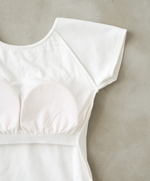 Auntie Rosa Holiday（アンティローザホリデー）の「カップ付きバックオープンリブTEE / SS（Tシャツ/カットソー・レディース・ブラック/オフホワイト/ブラウン/オレンジ/チャコールグレー/グリーン・FREE）」の17枚目の写真