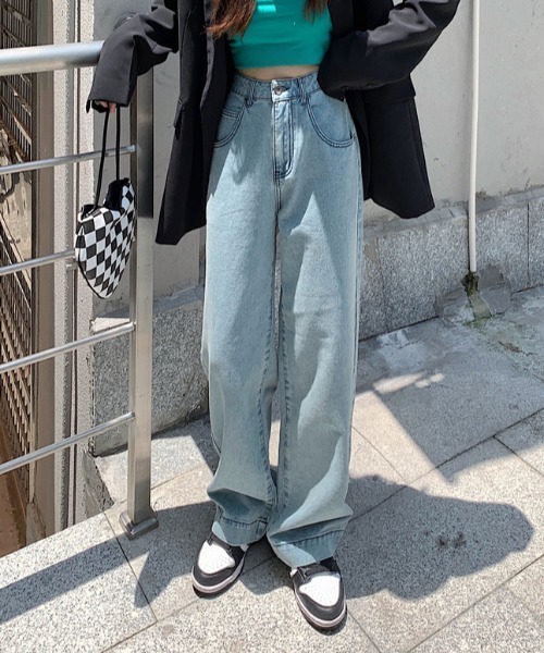 Vipoa（ヴィポア）の「Pocket embroidery denim pants（デニムパンツ・レディース・ブルー/ライトブルー・MEDIUM/LARGE/SMALL/X-LARGE）」の7枚目の写真