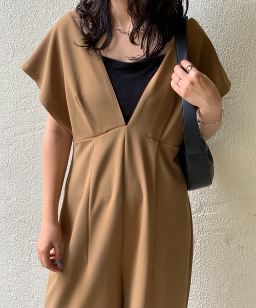 【タグ付き・未使用】ビッキー レディース　オールインワン　ガウチョ　Vネック タグ付き・未使用】ビッキー レディース オールインワン
