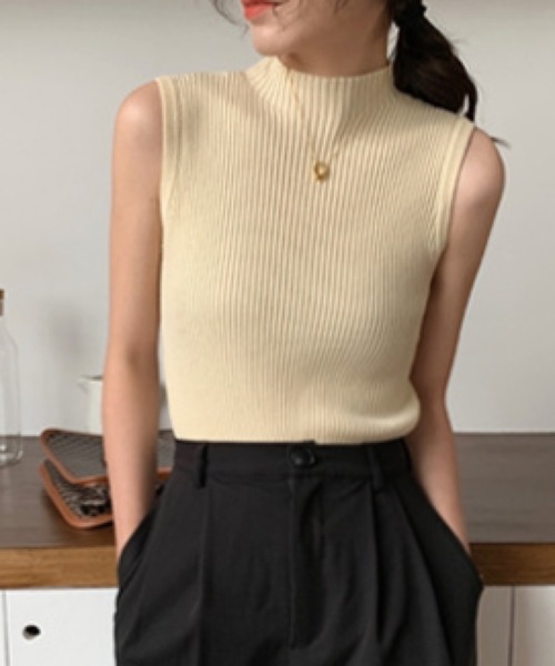TONE SELECT GOODS（トーンセレクトグッズ）の「urbanfemine./ノースリーブニット U7037（ニット/セーター・レディース・ベージュ/ブラック/グリーン/グレー/ホワイト/イエロー・FREE）」の17枚目の写真