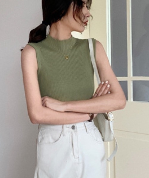 TONE SELECT GOODS（トーンセレクトグッズ）の「urbanfemine./ノースリーブニット U7037（ニット/セーター・レディース・ベージュ/ブラック/グリーン/グレー/ホワイト/イエロー・FREE）」の14枚目の写真