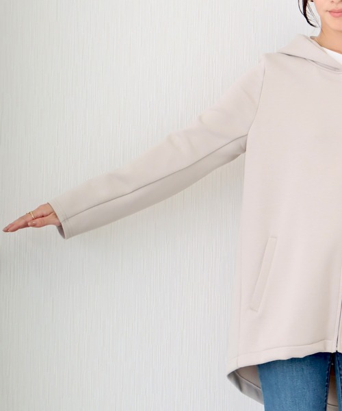 libelle more（リベル モア）の「ダンボールポンチBACKフレアーパーカーブルゾン（ブルゾン・レディース・チャコールグレー/グレイッシュベージュ/ブラック/モカ・M/L）」の13枚目の写真