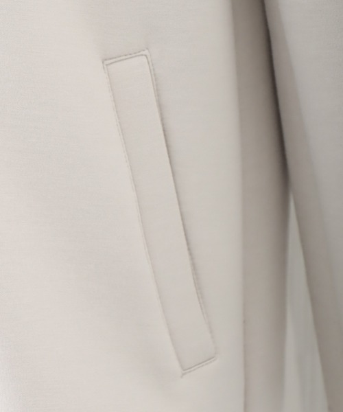 libelle more（リベル モア）の「ダンボールポンチBACKフレアーパーカーブルゾン（ブルゾン・レディース・チャコールグレー/グレイッシュベージュ/ブラック/モカ・M/L）」の17枚目の写真