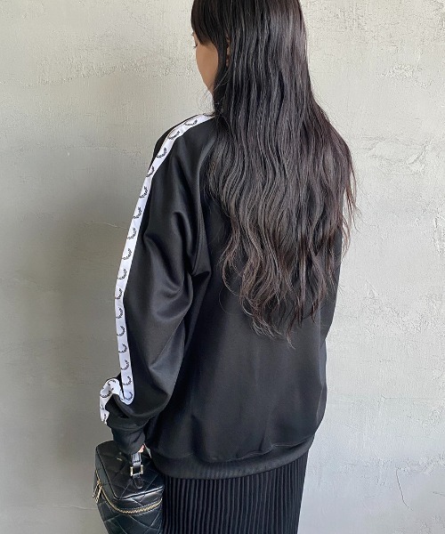 FRED PERRY（フレッドペリー）の「[FRED PERRY/フレッドペリー] トラックジャケット（その他アウター・レディース・ネイビー/ブラック・M/L/XL）」の21枚目の写真