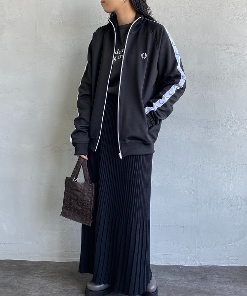 FRED PERRY（フレッドペリー）の「[FRED PERRY/フレッドペリー] トラックジャケット（その他アウター・レディース・ネイビー/ブラック・M/L/XL）」の13枚目の写真