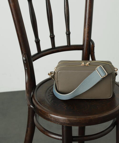 FREE'S MART（フリーズマート）の「◆Wジップバッグ（ボディバッグ/ウエストポーチ・レディース・グレー/ブラック/ホワイト・ﾌﾘ-）」の3枚目の写真