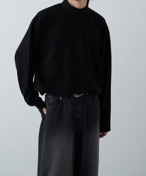 COLONY 2139(コロニートゥーワンスリーナイン)の「ドレープリブ長袖ハイネック(Tシャツ/カットソー・メンズ・ホワイト/グレー/ブラック・MEDIUM/LARGE)」の18枚目の写真