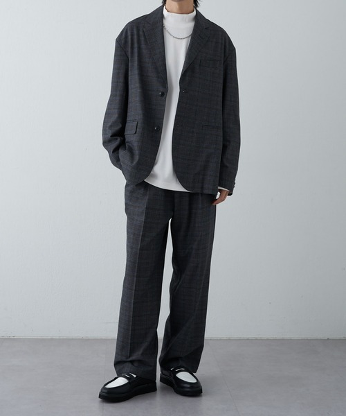 COLONY 2139(コロニートゥーワンスリーナイン)の「ドレープリブ長袖ハイネック(Tシャツ/カットソー・メンズ・ホワイト/グレー/ブラック・MEDIUM/LARGE)」の6枚目の写真