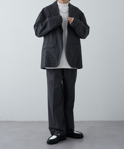 COLONY 2139(コロニートゥーワンスリーナイン)の「ドレープリブ長袖ハイネック(Tシャツ/カットソー・メンズ・ホワイト/グレー/ブラック・MEDIUM/LARGE)」の7枚目の写真