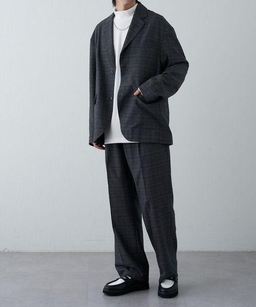 COLONY 2139(コロニートゥーワンスリーナイン)の「ドレープリブ長袖ハイネック(Tシャツ/カットソー・メンズ・ホワイト/グレー/ブラック・MEDIUM/LARGE)」の9枚目の写真