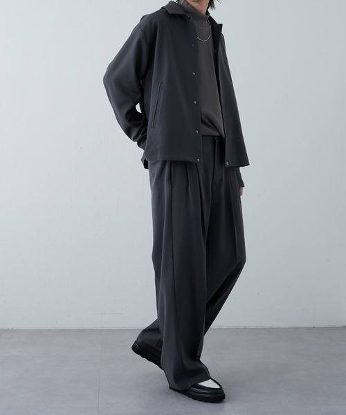 COLONY 2139(コロニートゥーワンスリーナイン)の「ドレープリブ長袖ハイネック(Tシャツ/カットソー・メンズ・ホワイト/グレー/ブラック・MEDIUM/LARGE)」の12枚目の写真