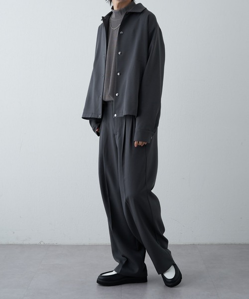 COLONY 2139(コロニートゥーワンスリーナイン)の「ドレープリブ長袖ハイネック(Tシャツ/カットソー・メンズ・ホワイト/グレー/ブラック・MEDIUM/LARGE)」の13枚目の写真