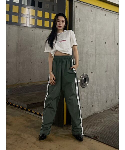 EVRIS(エヴリス)の「CONCEPTグラフィックTシャツ(Tシャツ/カットソー・レディース・グレー/ブラック/ホワイト・FREE)」の13枚目の写真