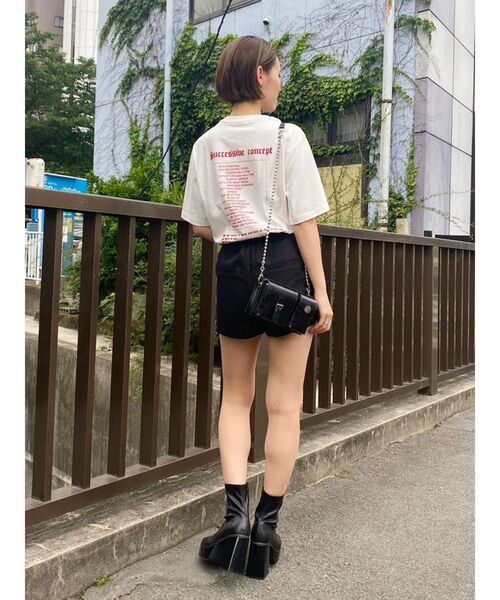 EVRIS(エヴリス)の「CONCEPTグラフィックTシャツ(Tシャツ/カットソー・レディース・グレー/ブラック/ホワイト・FREE)」の15枚目の写真