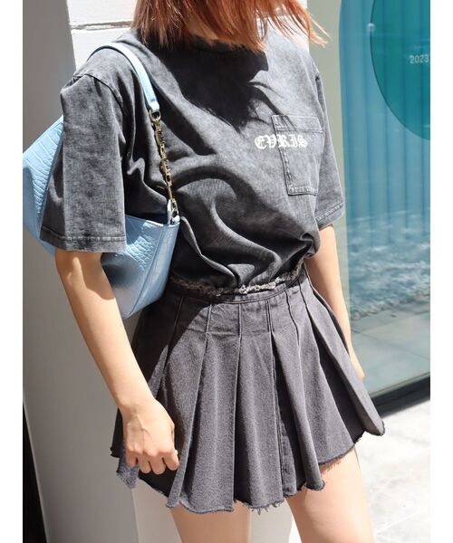 EVRIS(エヴリス)の「CONCEPTグラフィックTシャツ(Tシャツ/カットソー・レディース・グレー/ブラック/ホワイト・FREE)」の21枚目の写真