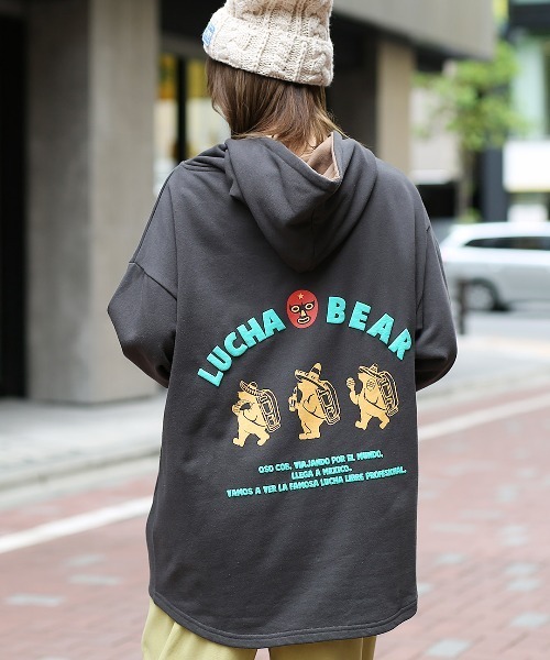 チチカカ（チチカカ）の「COBMASTER コラボ ルチャマスクコブベアプルオーバー【ユニセックス】（パーカー・メンズ・ブラウン/チャコールグレー・FREE）」の6枚目の写真