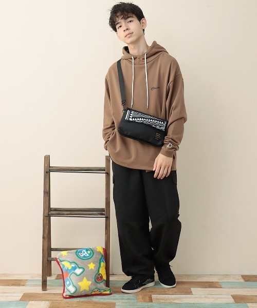 チチカカ（チチカカ）の「COBMASTER コラボ ルチャマスクコブベアプルオーバー【ユニセックス】（パーカー・メンズ・ブラウン/チャコールグレー・FREE）」の13枚目の写真