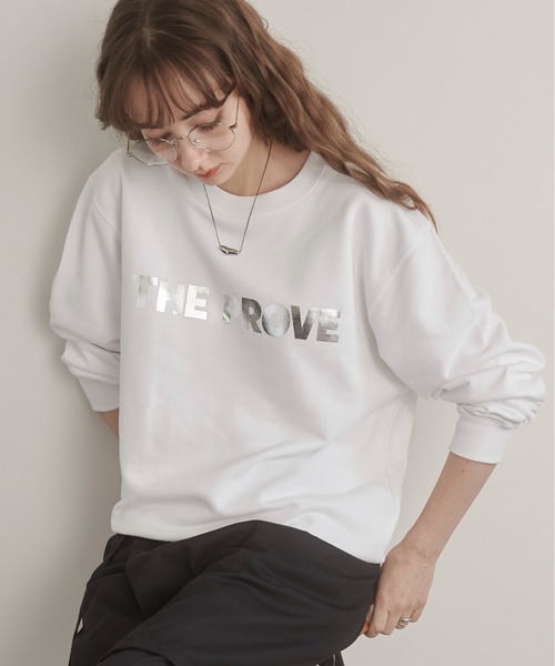 ANGIE(アンジー)の「フロッキープリント / 箔 メタリック プリント ロゴ スウェット /トレーナー(スウェット・レディース・ダークネイビー/ホワイト×ブラック/杢グレー/チャコールグレー/ホワイト×ゴールド/ブラック/ホワイト×シルバー/スミクロ/レッド・SMALL/MEDIUM/LARGE)」の3枚目の写真