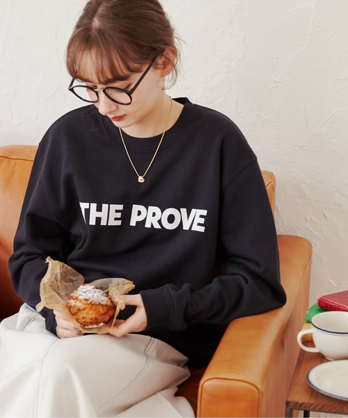 ANGIE(アンジー)の「フロッキープリント / 箔 メタリック プリント ロゴ スウェット /トレーナー(スウェット・レディース・ダークネイビー/ホワイト×ブラック/杢グレー/チャコールグレー/ホワイト×ゴールド/ブラック/ホワイト×シルバー/スミクロ/レッド・SMALL/MEDIUM/LARGE)」の8枚目の写真