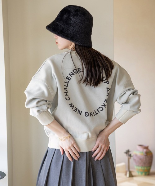 LOWRYS FARM（ローリーズファーム）の「スクールロゴニットプルオーバーロングスリーブ  976840（ニット/セーター・レディース・ネイビー/アイボリー/グリーン・FREE）」の8枚目の写真