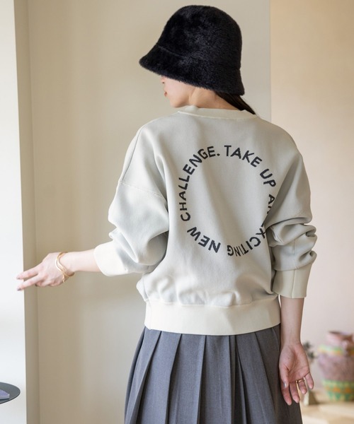 LOWRYS FARM（ローリーズファーム）の「スクールロゴニットプルオーバーロングスリーブ  976840（ニット/セーター・レディース・ネイビー/アイボリー/グリーン・FREE）」の9枚目の写真