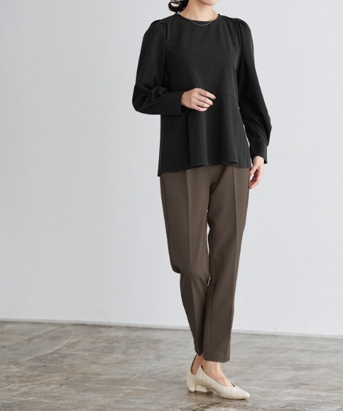 Pierrot（ピエロ）の「ペプラムTブラウス（シャツ/ブラウス・レディース・グレー/ブラック/ネイビー/オフホワイト/キャメル/ブルー・M/L）」の8枚目の写真