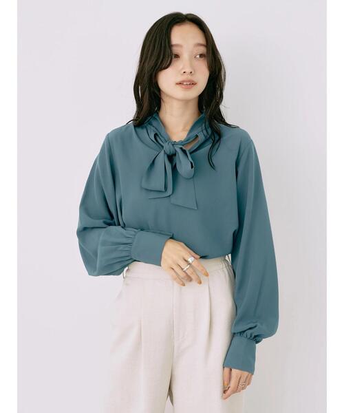 earth music&ecology（アースミュージックアンドエコロジー）の「2WAYボウタイブラウス（シャツ/ブラウス・レディース・ネイビー/ドット/ブルーグリーン/アイボリー・FREE）」の5枚目の写真