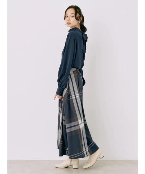 earth music&ecology（アースミュージックアンドエコロジー）の「2WAYボウタイブラウス（シャツ/ブラウス・レディース・ネイビー/ドット/ブルーグリーン/アイボリー・FREE）」の13枚目の写真