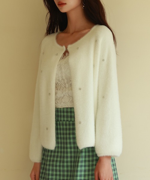 SAISON DE PAPILLON（セゾンドパピヨン）の「ダイヤモンドビジューニットカーディガン（カーディガン/ボレロ・レディース・ホワイト/ブラウン/ブラック/ベージュ/グレー/ブルーグレー・M/L）」の7枚目の写真