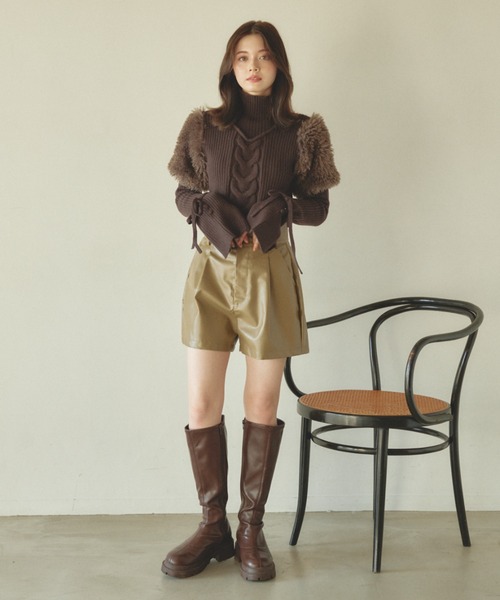 pomiii（ポミー）の「レザーショートパンツ（その他パンツ・レディース・ブラウン/アイボリー・MEDIUM/SMALL）」の14枚目の写真