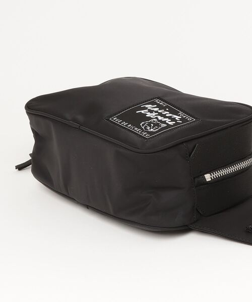 Maison Kitsune（メゾンキツネ）の「NYLON BUM BAG（ボディバッグ