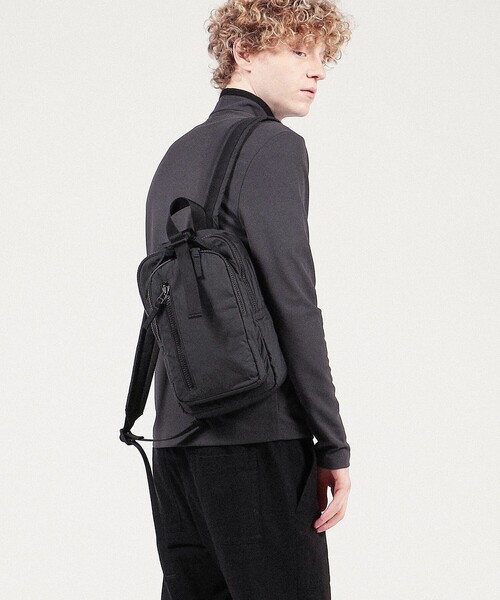 JAMES PERSE（ジェームスパース）の「マットナイロン ミニバックパック AGAW0466（バックパック/リュック・メンズ・ブラック・FREE）」の2枚目の写真