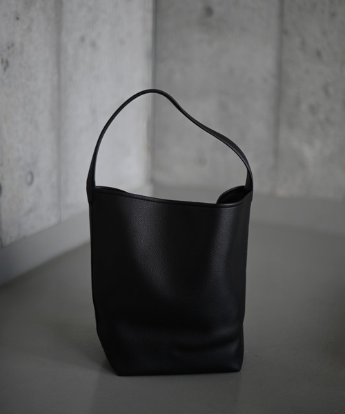 Marient(マリエント)の「One Handle Shoulder Bag(ショルダーバッグ・レディース・ブラック/ベージュ・FREE)」の11枚目の写真