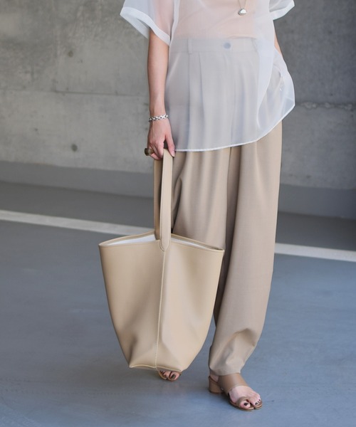 Marient(マリエント)の「One Handle Shoulder Bag(ショルダーバッグ・レディース・ブラック/ベージュ・FREE)」の6枚目の写真