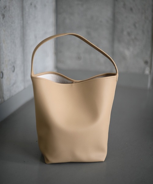 Marient(マリエント)の「One Handle Shoulder Bag(ショルダーバッグ・レディース・ブラック/ベージュ・FREE)」の10枚目の写真
