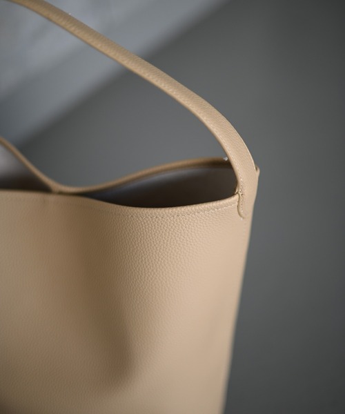 Marient(マリエント)の「One Handle Shoulder Bag(ショルダーバッグ・レディース・ブラック/ベージュ・FREE)」の12枚目の写真