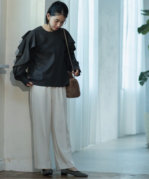 OPAQUE.CLIP(オペークドットクリップ)の「◆≪SS-LLsize≫ 裏起毛 イージーワイドストレートパンツ/ネオサーモ【蓄熱素材/洗濯機洗い可】(その他パンツ・レディース・オフホワイト/ブラック/ブルー/グレー・36/42/38/34/40)」の8枚目の写真