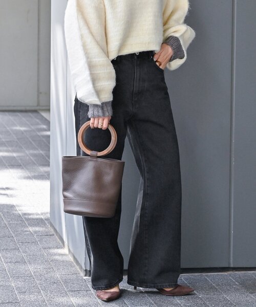 B.C STOCK(ベーセーストック)の「ミドルローライズリニアフレア5ポケット JEAN(デニムパンツ・レディース・ブルー/ブラック/ブルー系その他・MEDIUM/SMALL)」の10枚目の写真