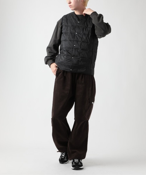 TAION（タイオン）の「【TAION】TAION-001 V NECK BUTTON DOWN VEST（ダウンベスト・メンズ・ネイビー/ブラック/カーキ/オフホワイト・M/L/XL/S）」の17枚目の写真