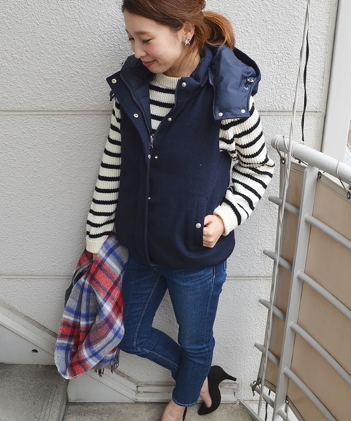 SHIPS for women（シップスフォーウィメン）の「リバーシブルダウンベスト◇（ダウンベスト・レディース・グレー/ネイビー・36/38）」の16枚目の写真