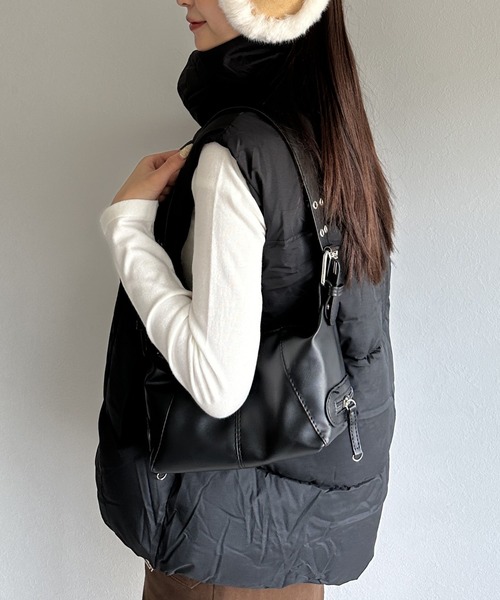 【ボリューム感が可愛い！秋冬コーデに】スタンドカラージップアップダウンベスト（ダウンベスト）｜Silly（シリー）