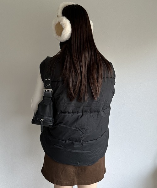 【ボリューム感が可愛い！秋冬コーデに】スタンドカラージップアップダウンベスト（ダウンベスト）｜Silly（シリー）