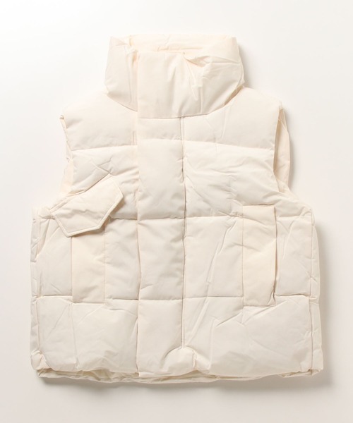 【ボリューム感が可愛い！秋冬コーデに】スタンドカラージップアップダウンベスト（ダウンベスト）｜Silly（シリー）