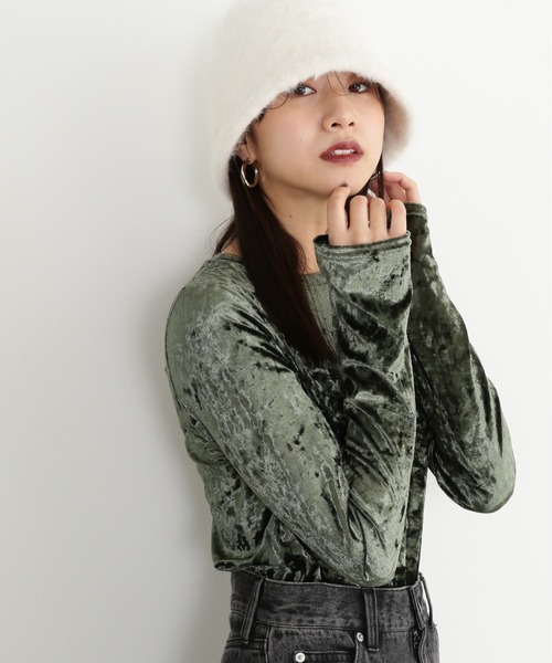 N.（N. Natural Beauty Basic）（エヌエヌナチュラルビューティーベーシック）の「◆クラッシュベロアフィンガーホールカットソー（Tシャツ/カットソー・レディース・グレー/ブルー/カーキ・MEDIUM）」の11枚目の写真