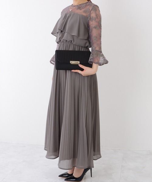 Lace Ladies(レースレディース)の「メタリック バックル プリーツ クラッチ バッグ(クラッチバッグ・レディース・アイボリー/ブラック/グレー・FREE)」の7枚目の写真